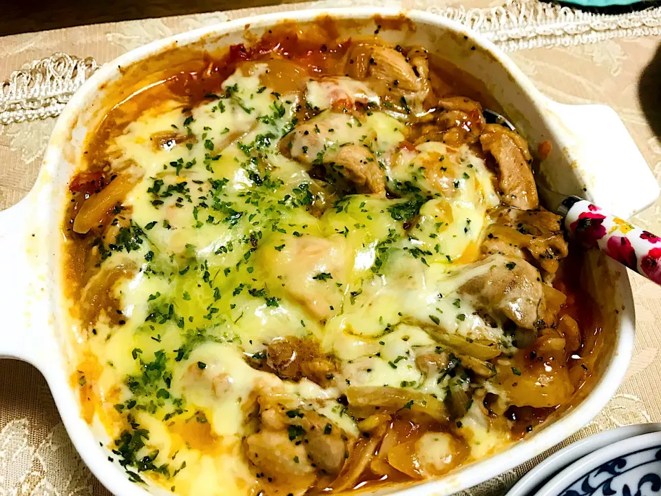 Snapdishの料理写真:鶏肉のトマト煮込み〜チーズを添えて〜|MUTCHさん