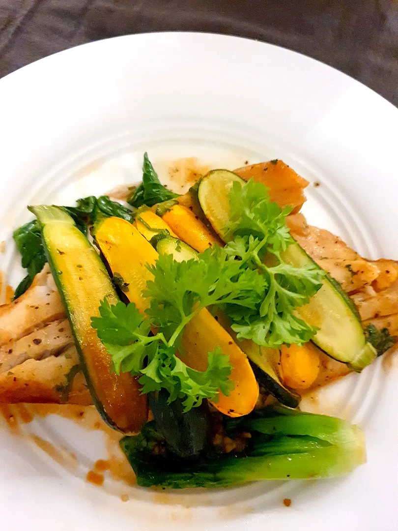 Barramundi in parcels with zucchini and bak choy|YCさん