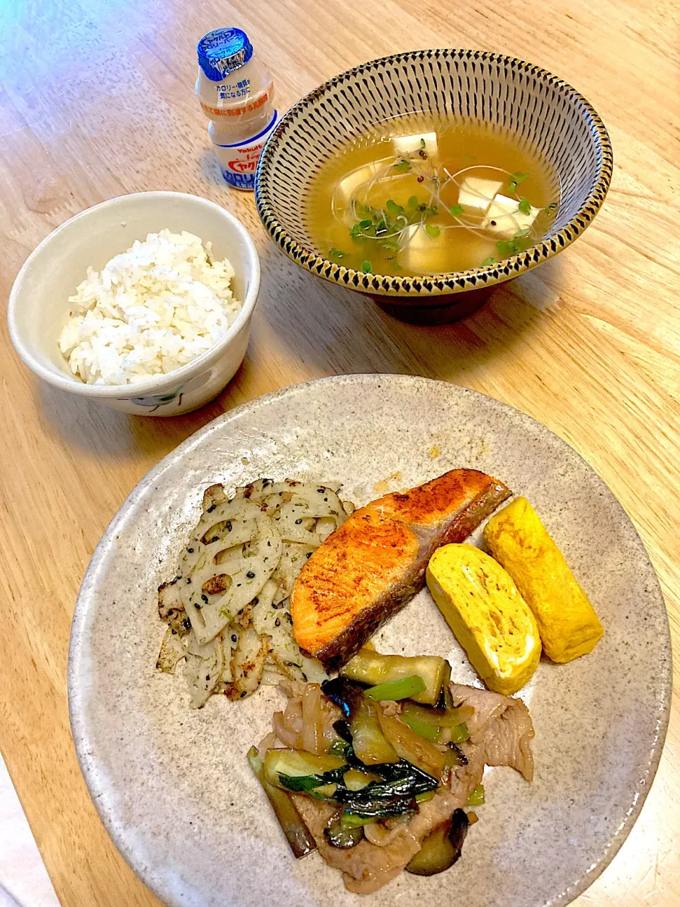 Snapdishの料理写真:旦那さんのお弁当オカズでmyランチプレート(*´ｰ｀)ゞ|さくたえさん