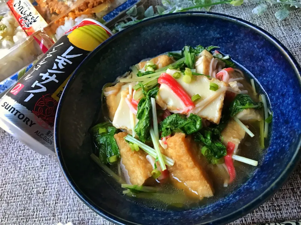 からあげビールさんの料理 簡単5分おつまみ♪絹揚げと豆苗とカニカマの中華風さっと煮|まなまな♡さん