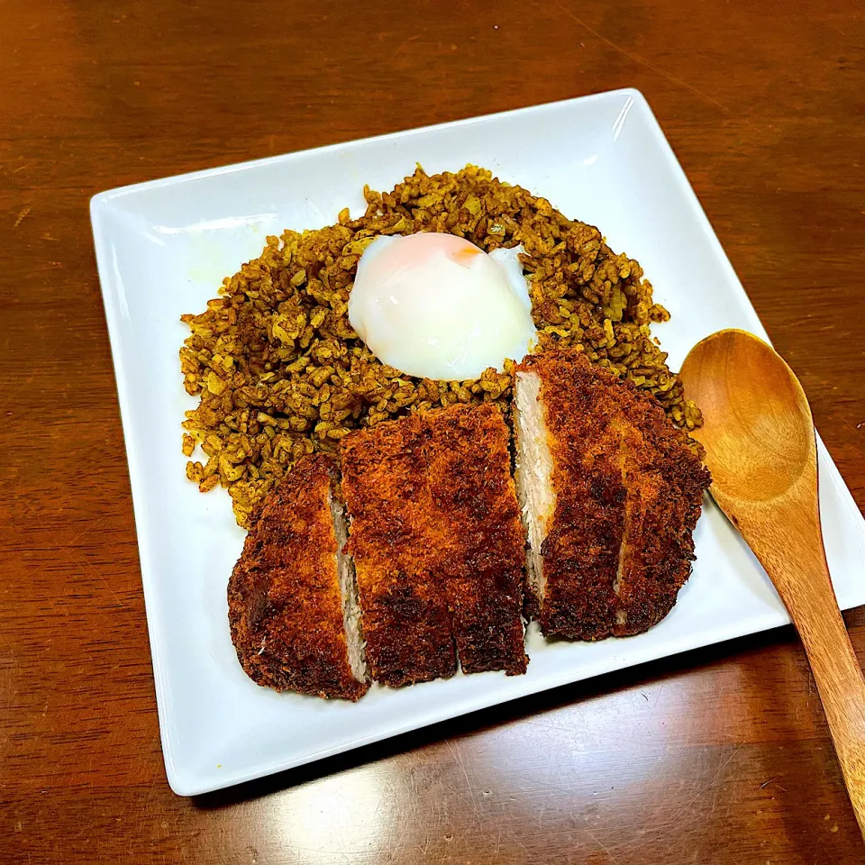 ドライなカツカレー|たくぼんさん