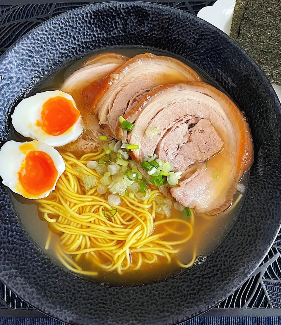 Snapdishの料理写真:Chashu ramen|12Dragonさん