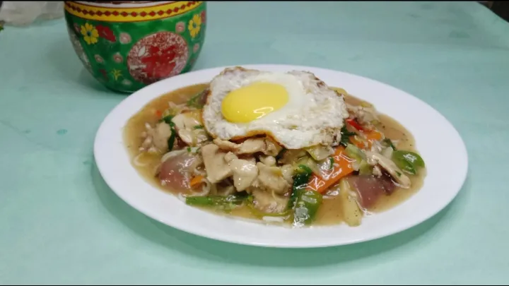 Chicken Gravy noodles Kolkata Style|Johnny Mera Naamさん