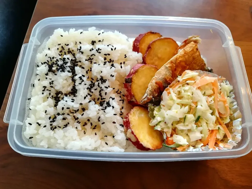 Snapdishの料理写真:もっと頑張れ旦那弁当|すーここさん