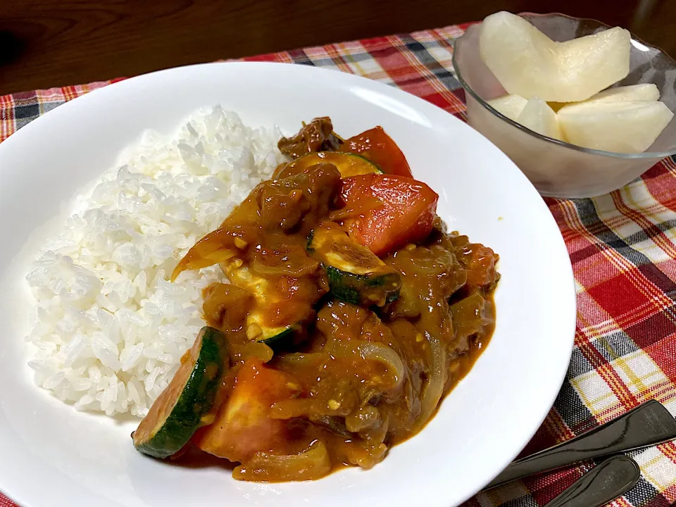 たっぷりトマトの無水カレー|Emiさん