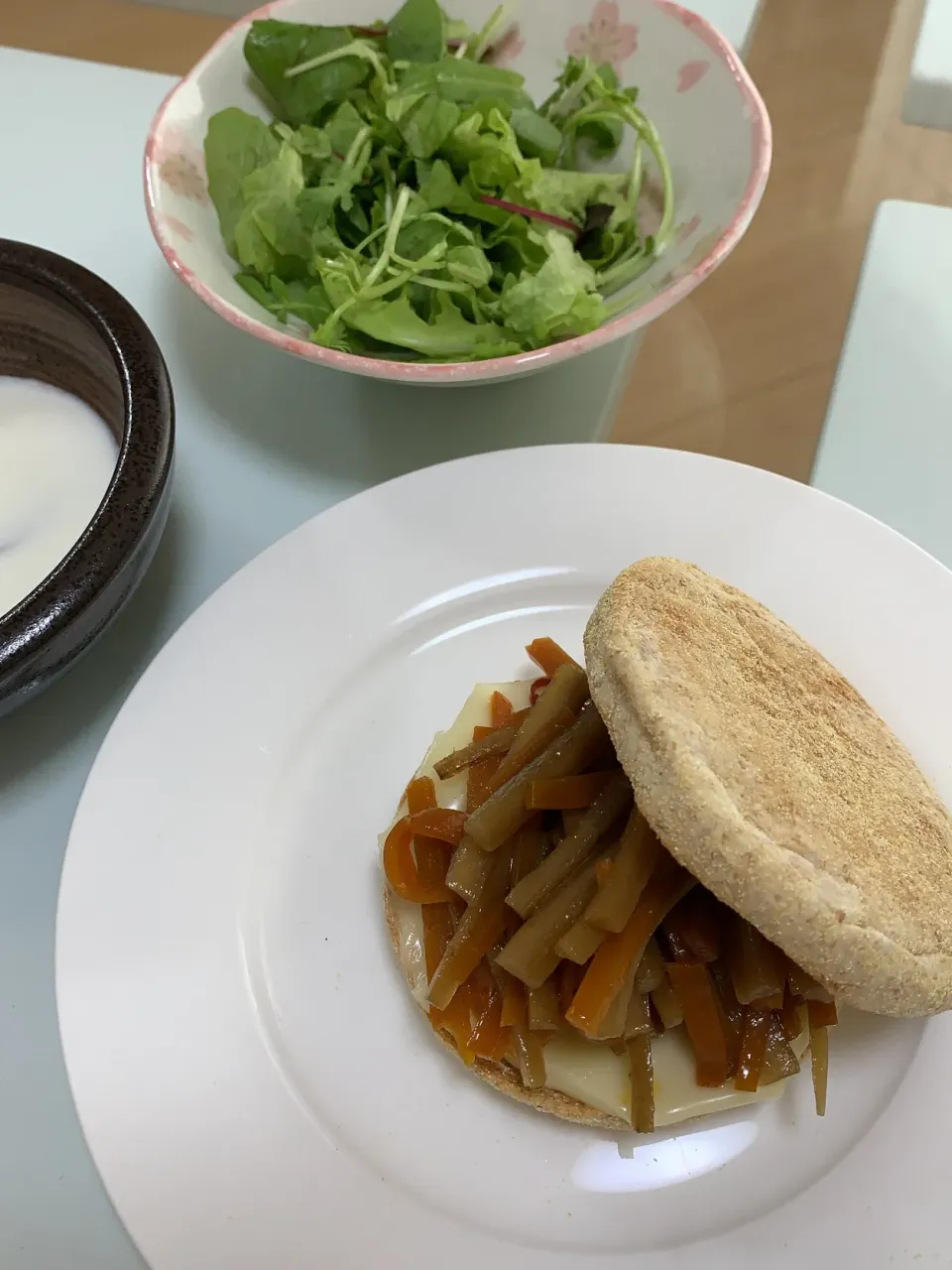 朝ごはん　きんぴらごぼうマフィン|心に七つの傷の男さん