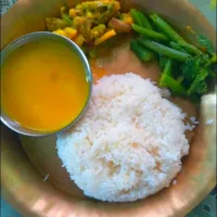 Snapdishの料理写真:nepali dal bhat ..|Avani adhikariさん