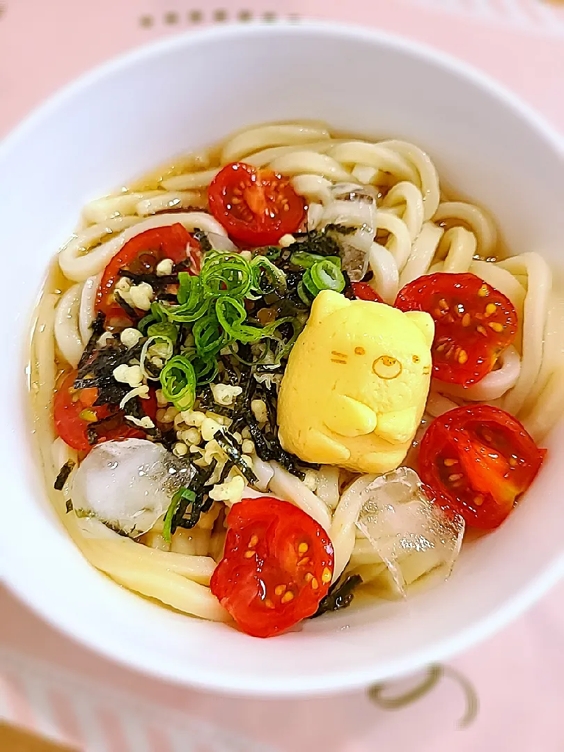 夏にピッタリ🏖
冷やしトマトうどん😋🍅|みぽりん♪さん