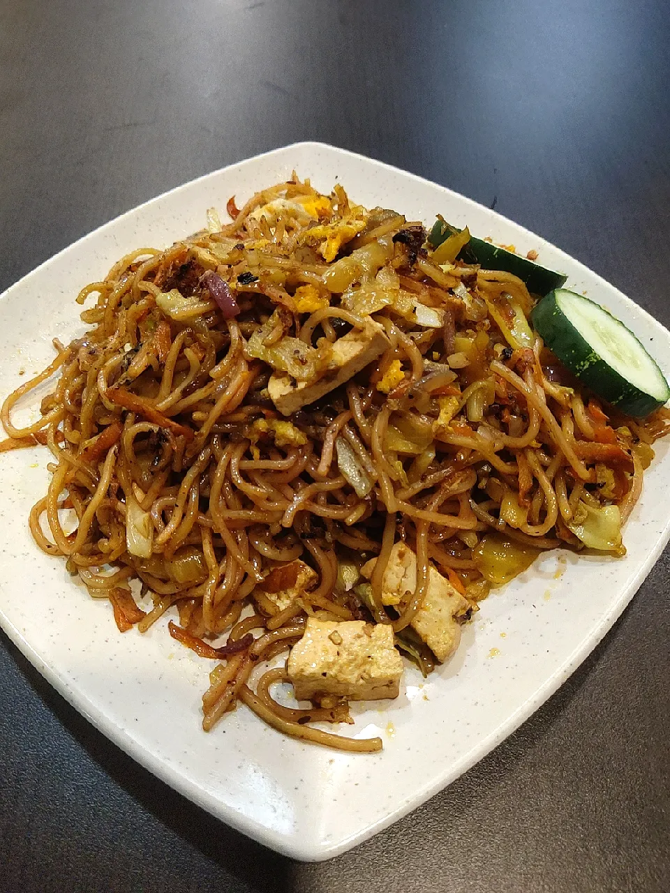 Vedhas mee Goreng|C.R.Thiruさん