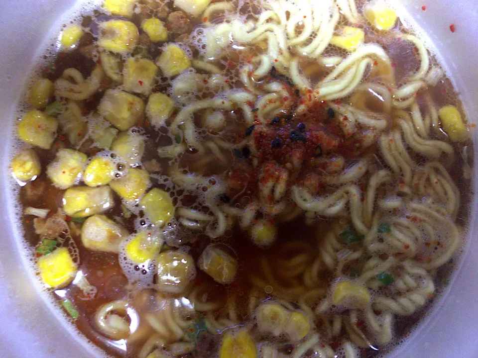 ごつ盛り コーン味噌ラーメン|ばーさんさん