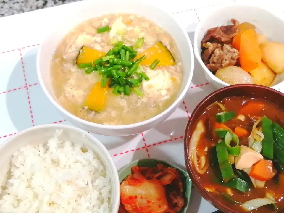 ・凍り豆腐とかぼちゃのツナ餡掛け
・肉じゃが
・キムチ
・味噌汁|あぁちゃんさん