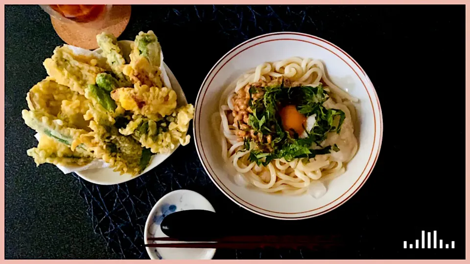 お昼ごはん『夏野菜とチクワの天ぷら・冷やしぶっかけうどん』|emiさん