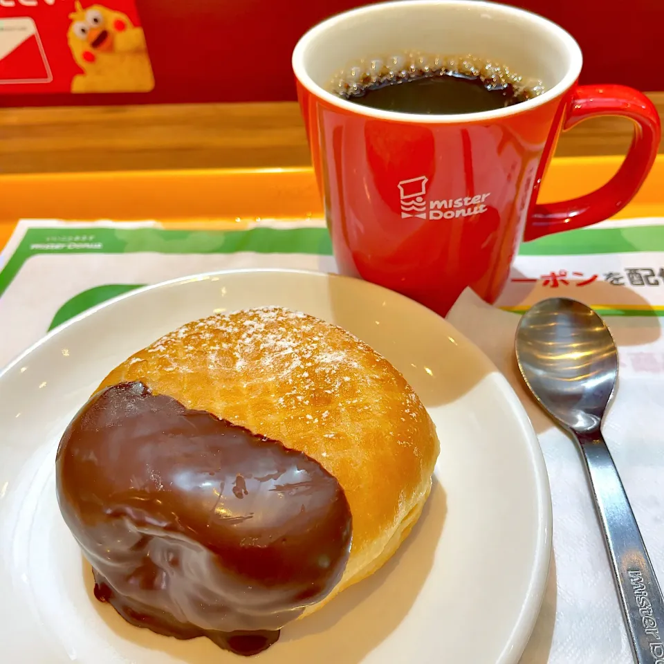 Snapdishの料理写真:チーズホイップチョコレート
ミスドブレンドコーヒー|T. Wonderさん