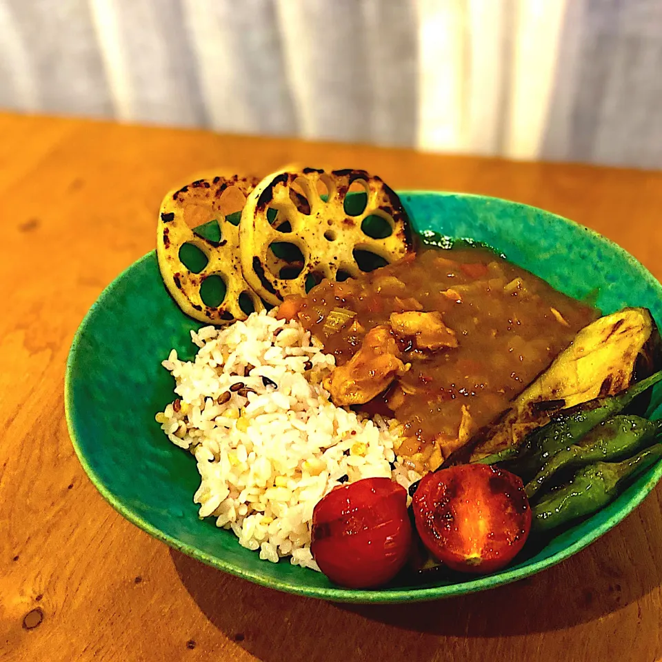 1歳の娘もバクバク食べる＊無水カレー&野菜のグリル【電気圧力鍋料理】|yu papaさん