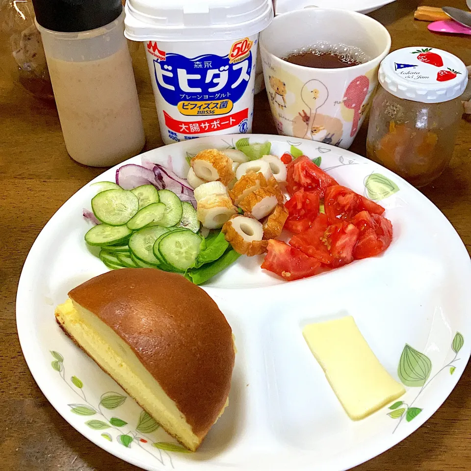 サラダ🥗と菓子パン|みんみんさん