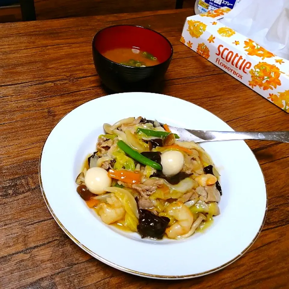 中華丼。冷凍食品を使った方が安上がりのような気もするが、作った方が圧倒的にうまそうだ。|ariyo4200さん