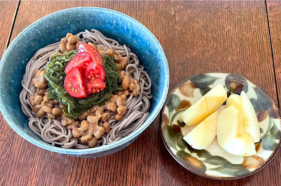 Snapdishの料理写真:ブランチ #夏麺ヤマサ  #夏麺  #納豆めかぶ麺|小松菜さん