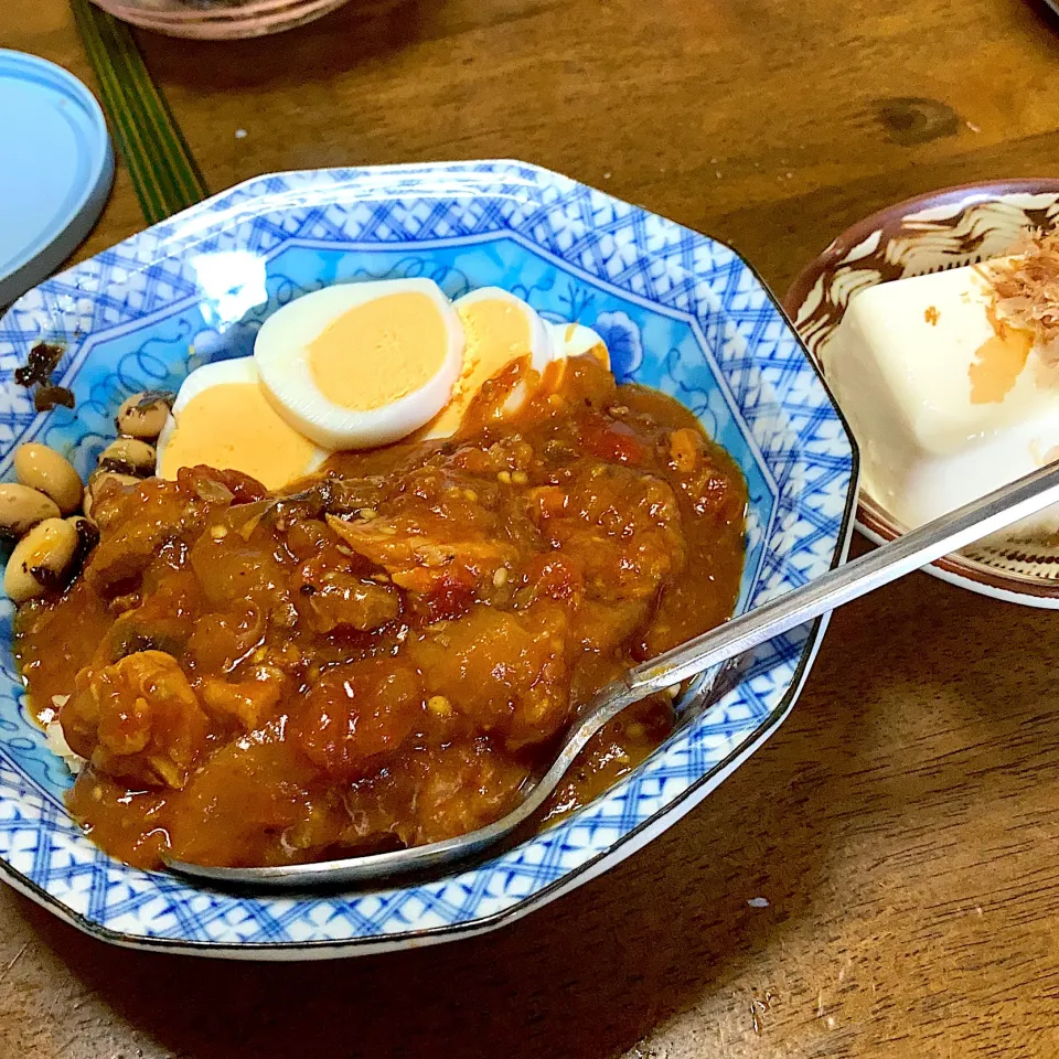 Snapdishの料理写真:トマト🍅ハヤシライス|みんみんさん