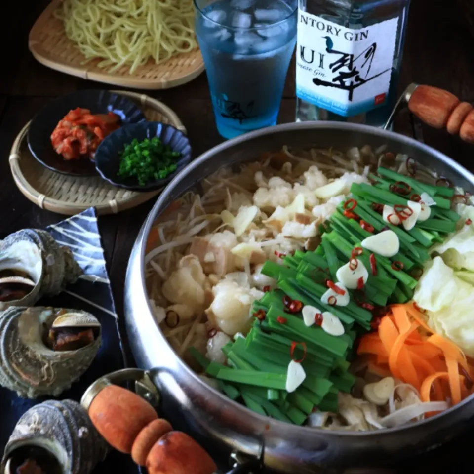 Snapdishの料理写真:おうち居酒屋
🌱もつ鍋🌱
🌱サザエのつぼ焼き🌱|ayaoさん