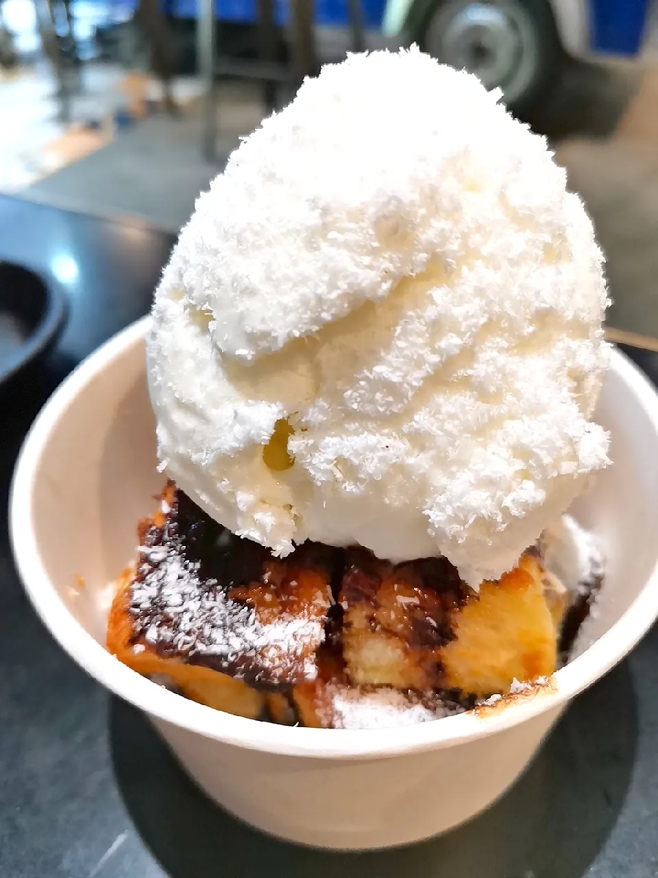 coconuts ice cream toast|Cindy Gohさん