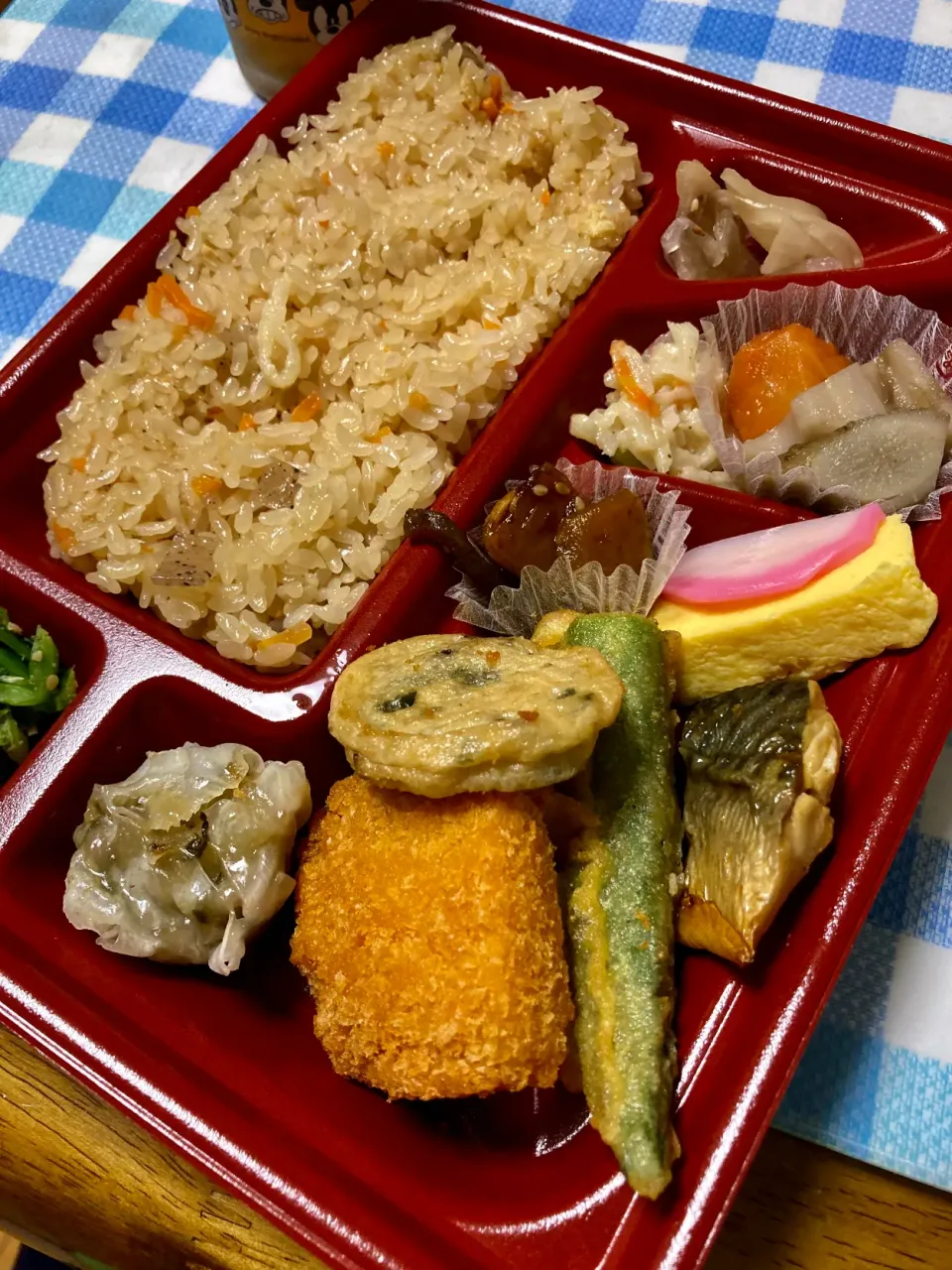 炊き込みご飯の幕の内🍱|Kojiさん