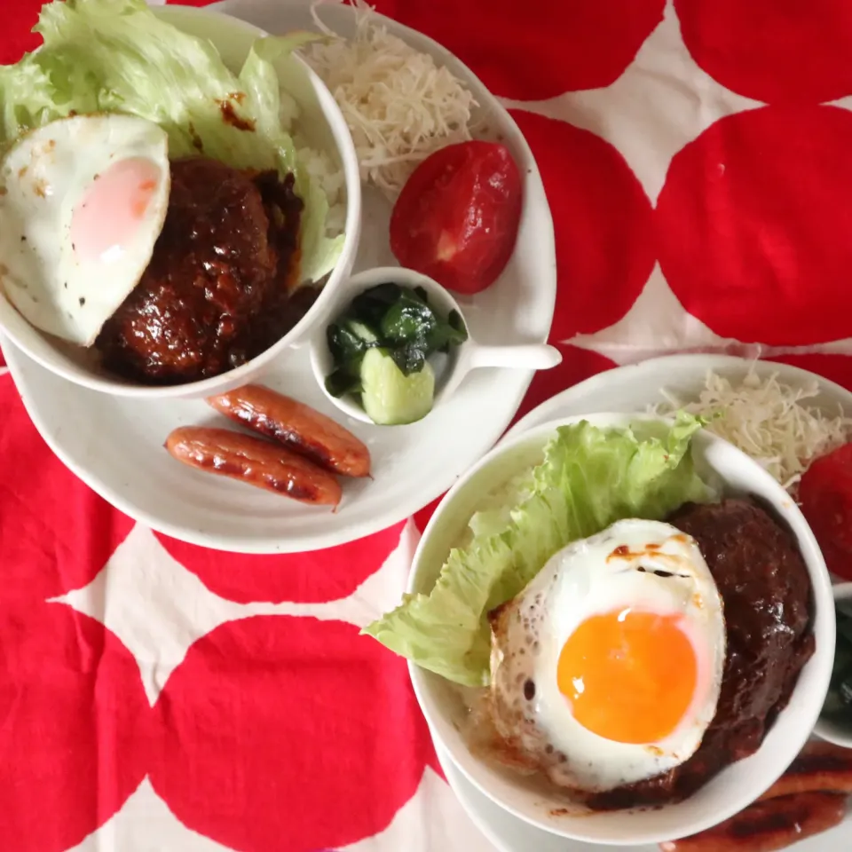 Snapdishの料理写真:高校生男子＆中学生男子夏休み置きランチ🍱ロコモコ丼|なかじー。さん