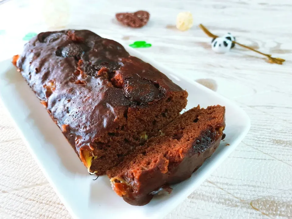 chocolate 
banana 🍌 
cake|vivena🌱さん