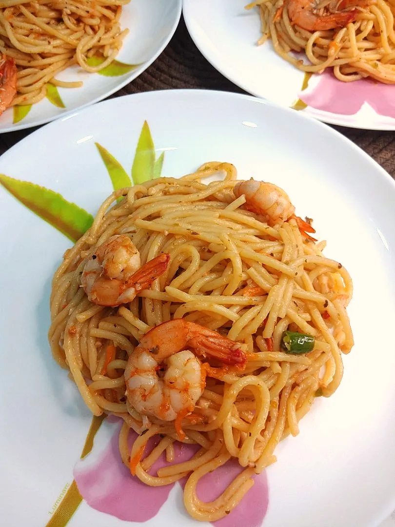 Spaghetti Shrimp Aglio Olio|qampung peopleさん