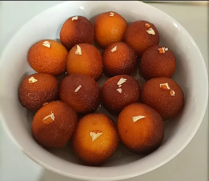 Gulab Jamun|Safiya Junedさん