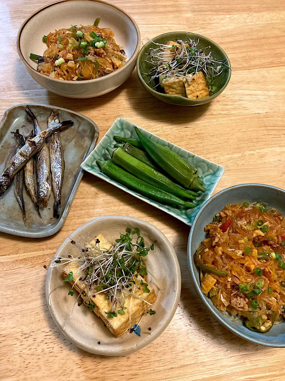 麻婆春雨、オクラ浅漬け、焼きししゃも、厚揚げしょうが麺つゆ❤️な晩ごはん(*´ｰ｀)ゞ|さくたえさん