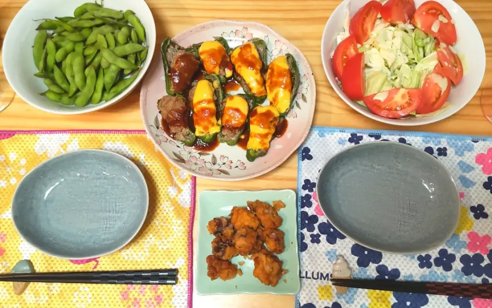 ピーマンの肉詰め
枝豆
サラダ
たこの唐揚げ(お惣菜)|ひろゴーヤさん