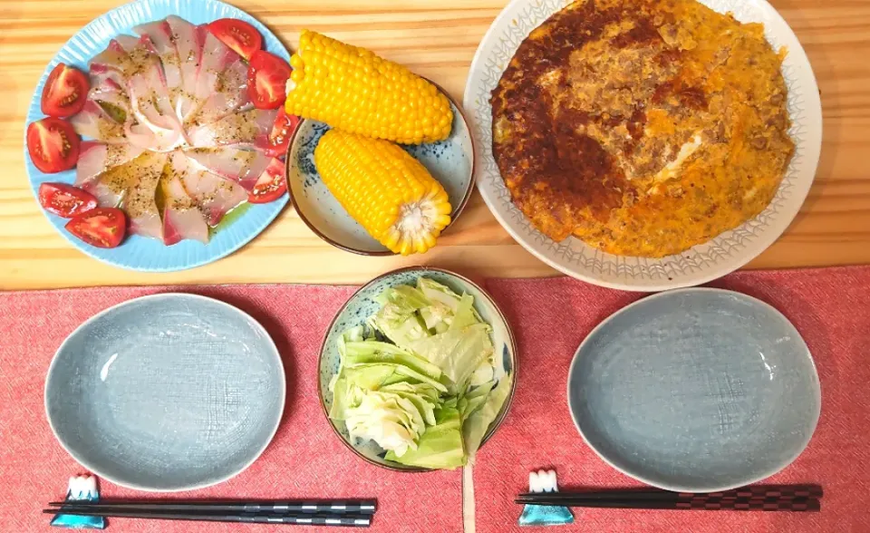 Snapdishの料理写真:スパニッシュオムレツ
ブリのカルパッチョ
とうもろこし
バリうまキャベツ|ひろゴーヤさん