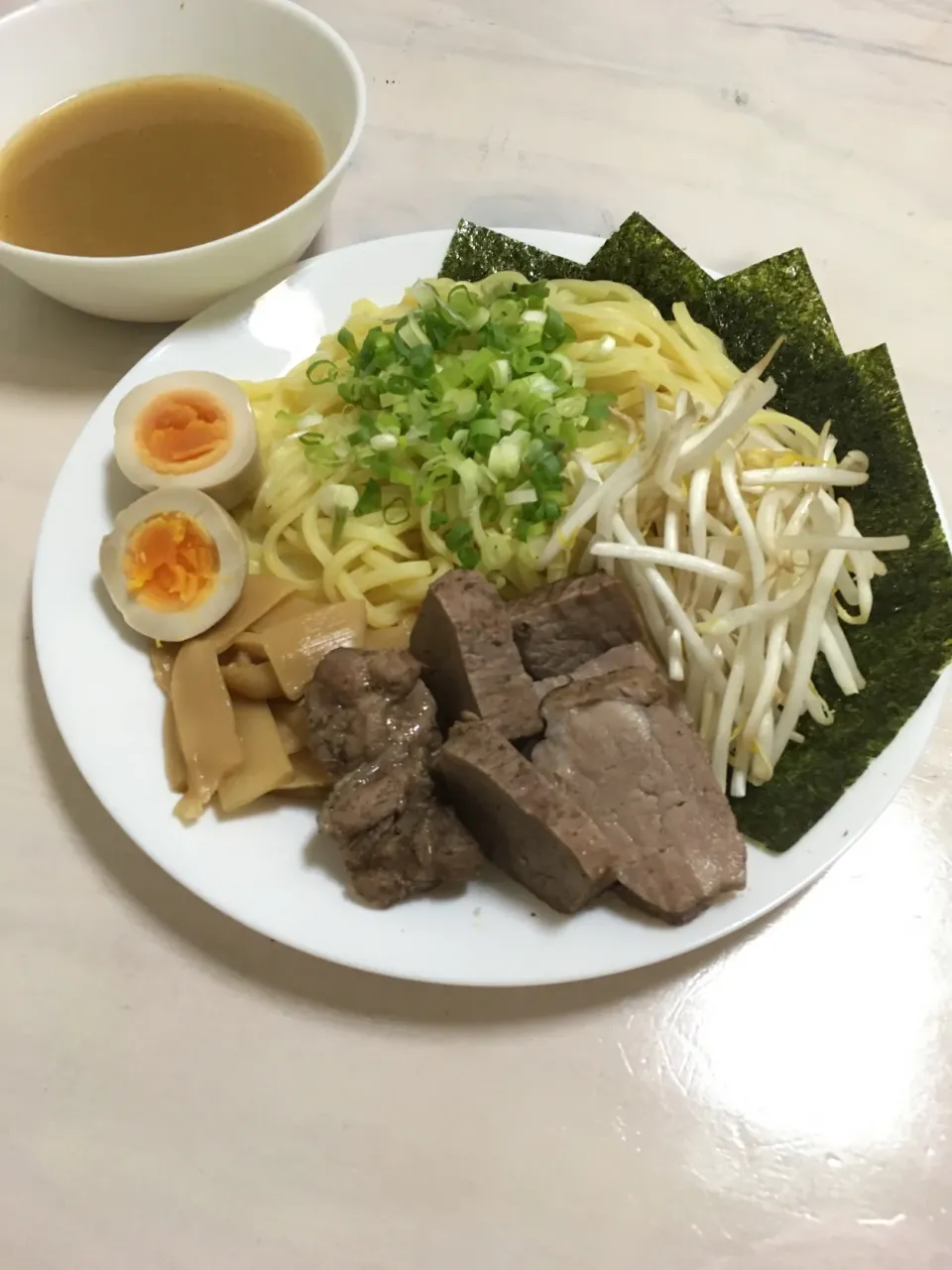 濃厚魚介醤油つけ麺|ももさん