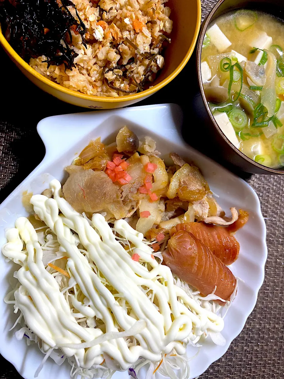 🐷豚の生姜焼き定食|すくらんぶるえっぐさん