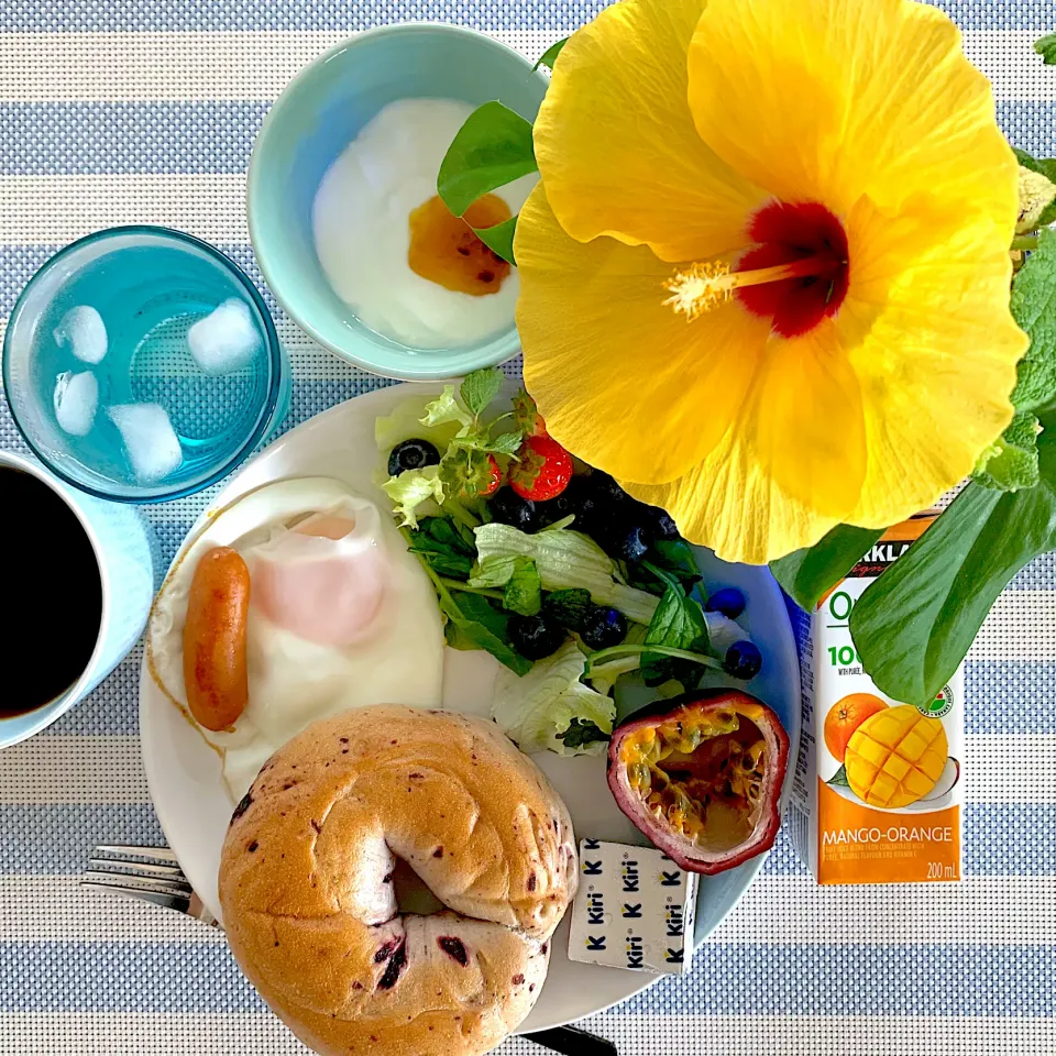 Snapdishの料理写真:🌼花とモーニングプレート🌼|あっちゃんさん