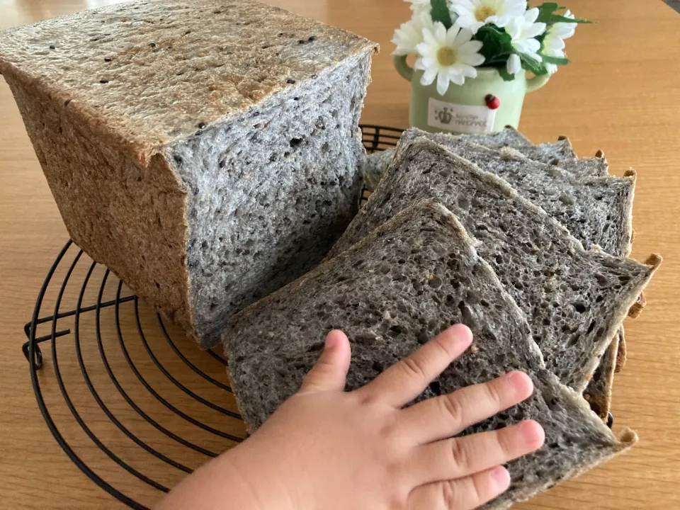 ＊ごまごま角食パン🍞＊|＊抹茶＊さん