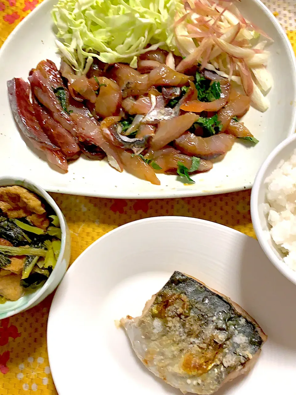 鯵の刺身　鯵の塩焼き　小松菜と揚げの煮浸し　大根おろし|掛谷節子さん