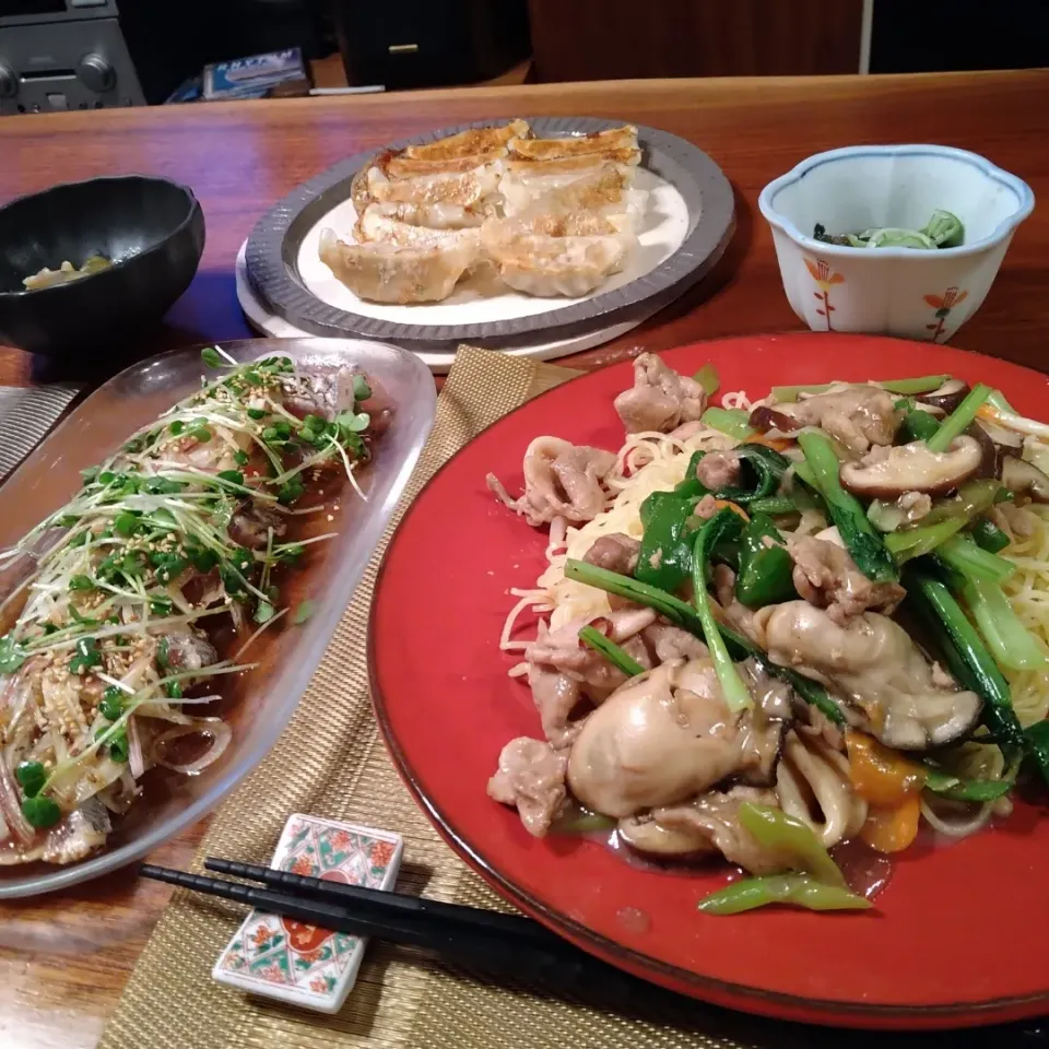 海鮮焼きそばと鰹中華サラダ|Jay20170327さん