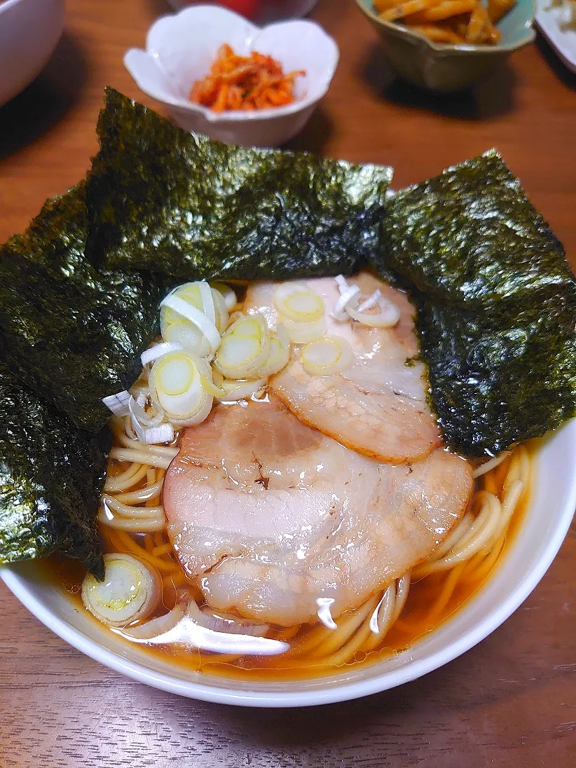 Snapdishの料理写真:秋田ラーメン多むらのラーメン|はるさん