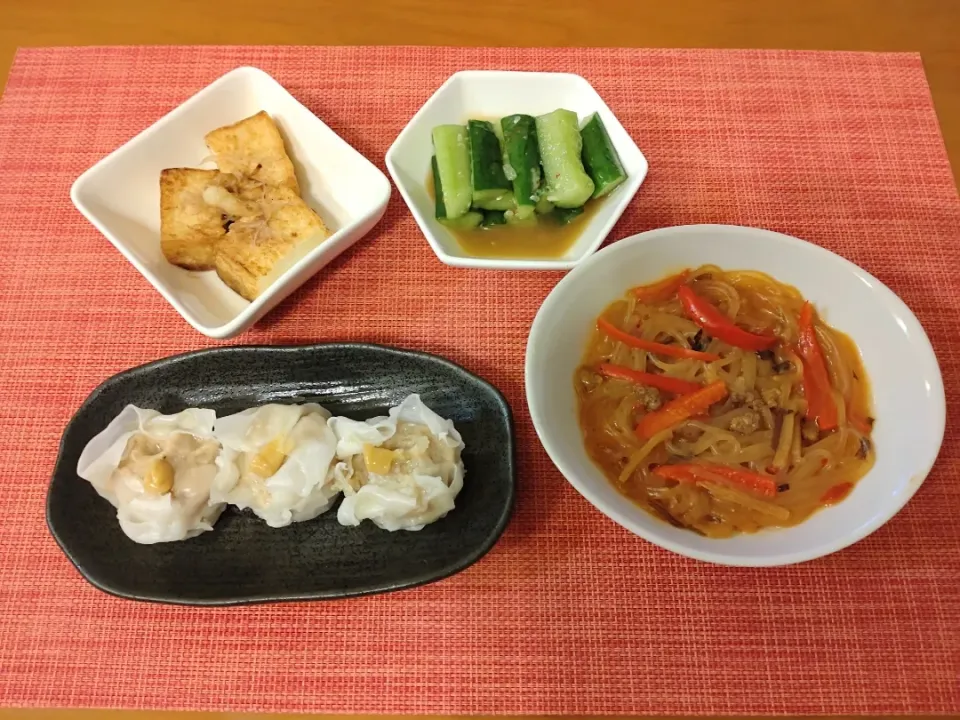 ☆麻婆春雨
☆シュウマイ
☆焼き厚揚げ
☆たたきキュウリ|chikakoさん