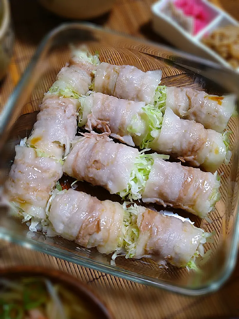 とだともさんの料理 千切りキャベツの豚肉巻き 香味タレ|まめころさん