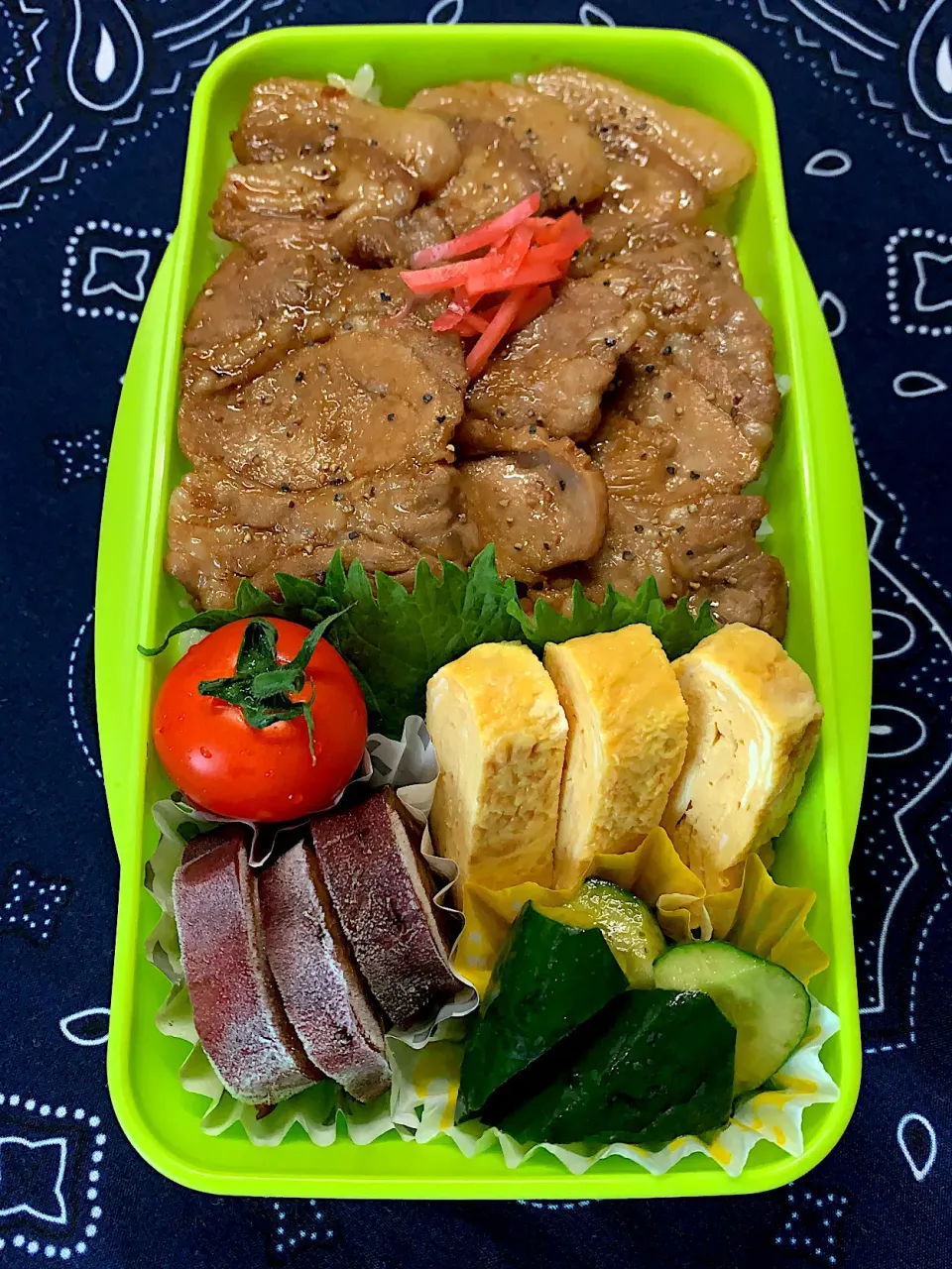 Snapdishの料理写真:豚丼弁当|ちょんさん