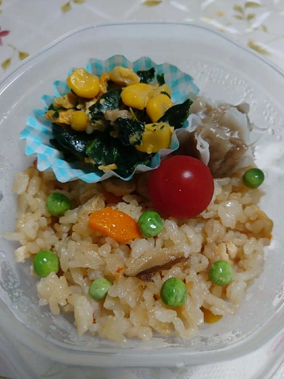 私のお弁当

最近、夏バテ
食欲不振なので。|🍒ふみりん🍒さん