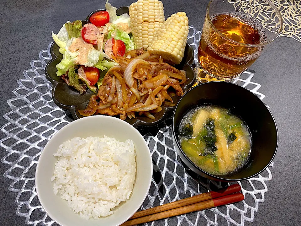 生姜焼き、サラダ、白とうもろこし、味噌汁|miyakoさん