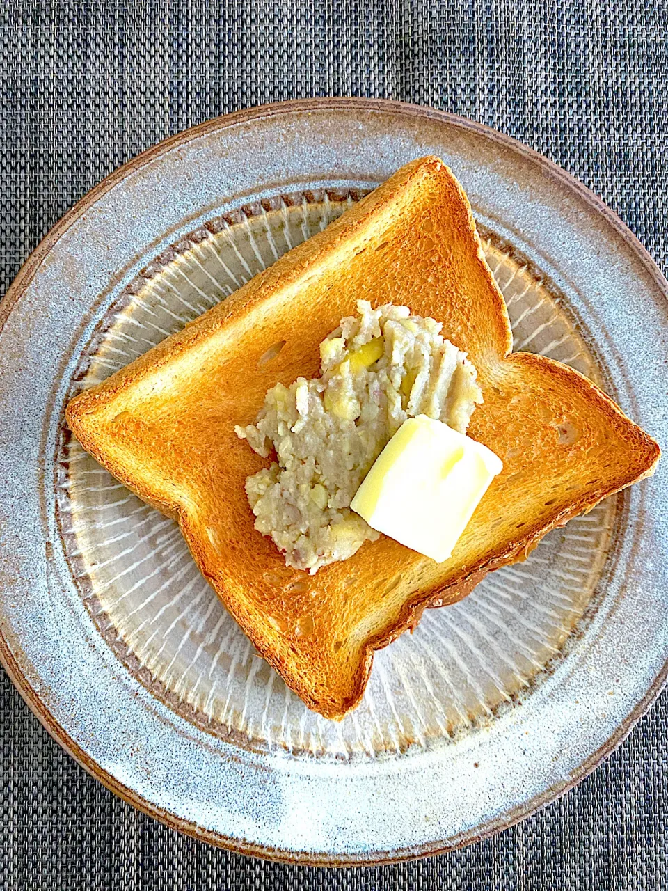 そして、栗あんバター🧈トーストに🌰|1614さん