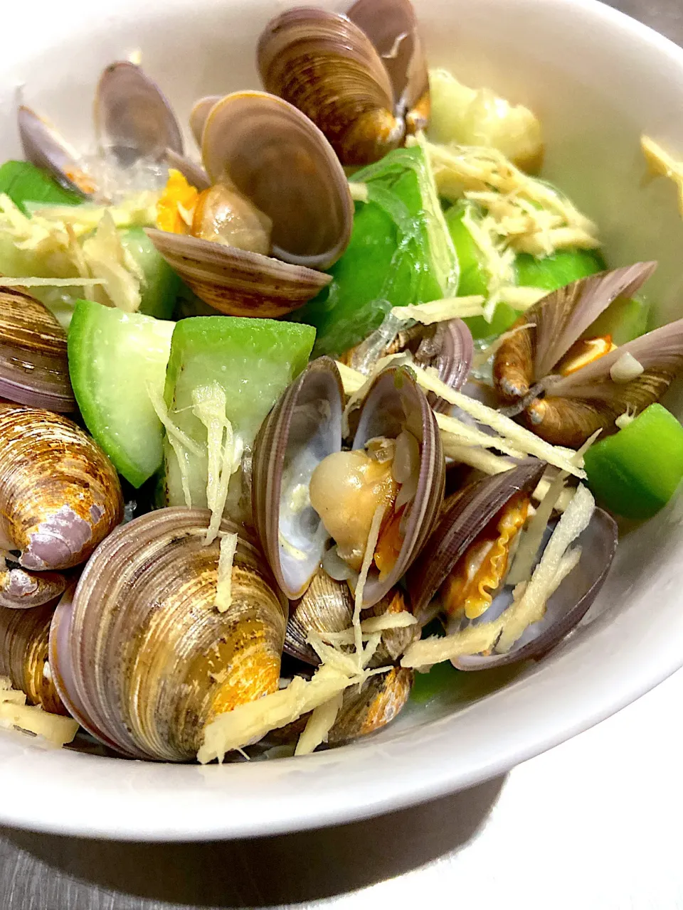 Fried Sponge Gourd with Clam|teelakさん