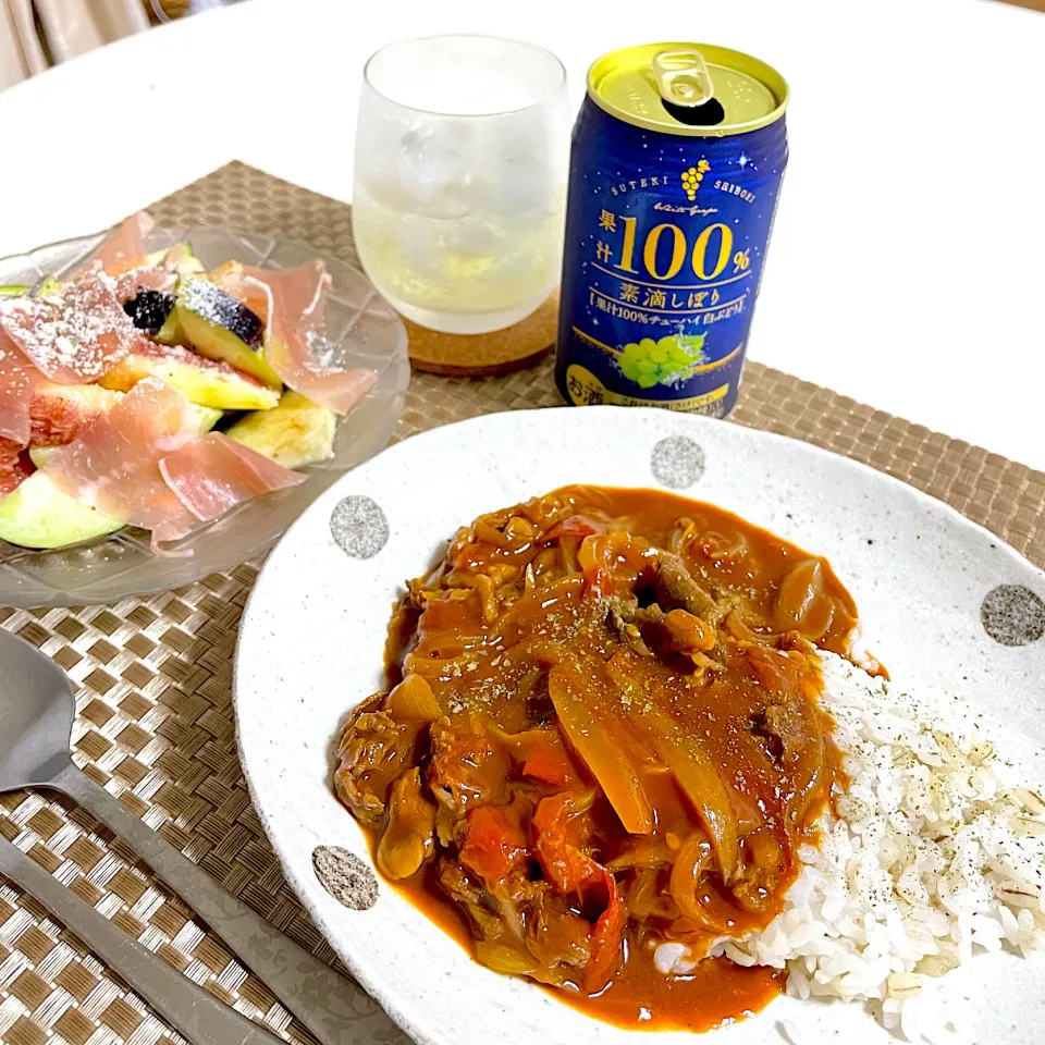 Snapdishの料理写真:8/28晩ご飯：ハッシュドビーフ|ななみんさん