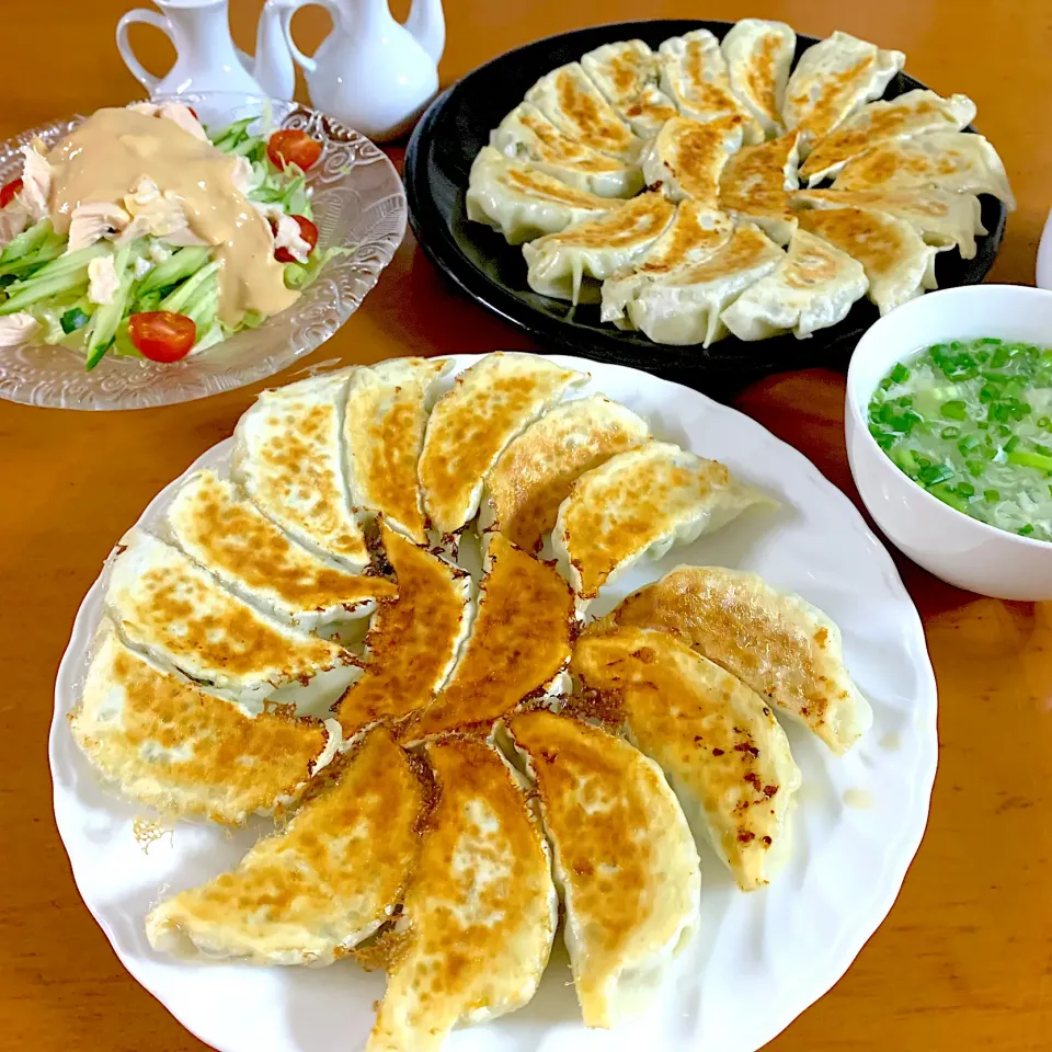 餃子の夕飯|あっちゃんさん