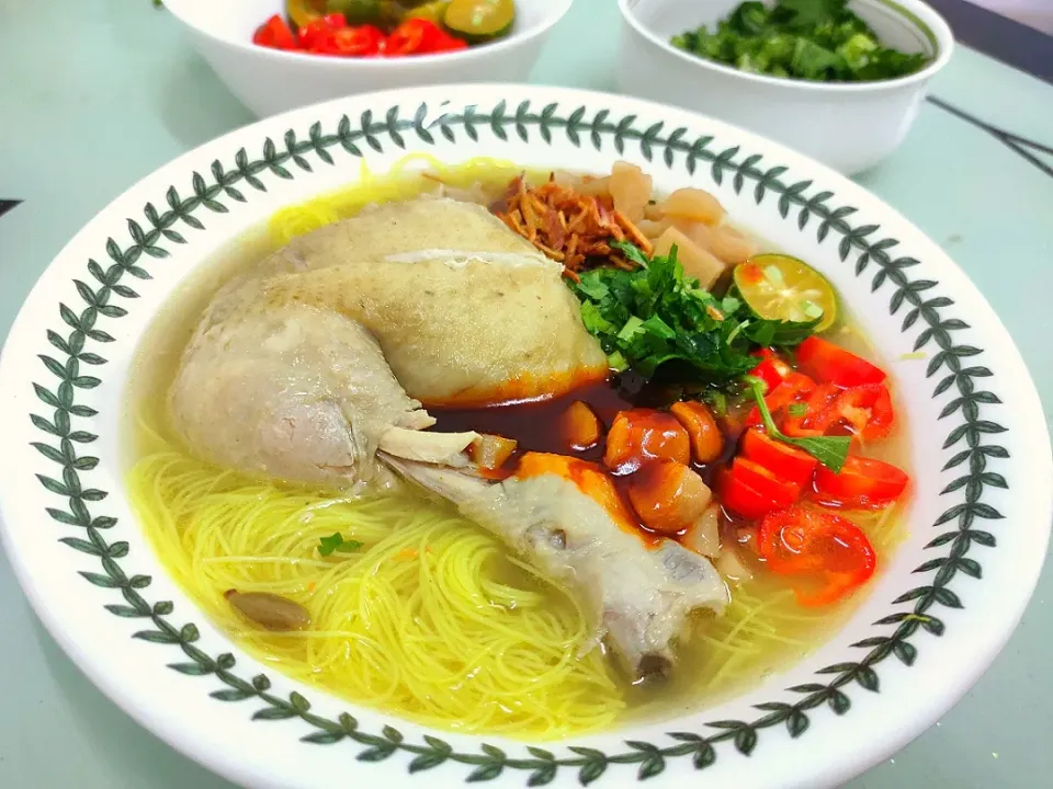 bihun sup ayam|Muja Muja Retroさん