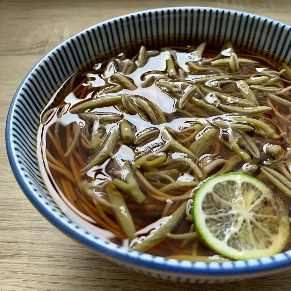 冷やしじゅんさい蕎麦|まる(丸大豆)さん